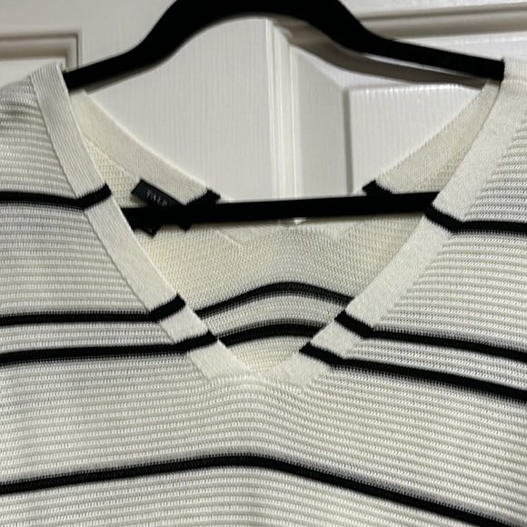 Talbots Fine Stripe LS V-Neck Pullover Sweater Size Large - NWOT - Picture 2 of 5